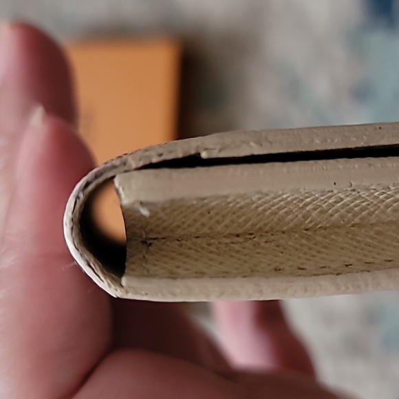 Louis Vuitton Azure Card Case - Picture 14 of 16